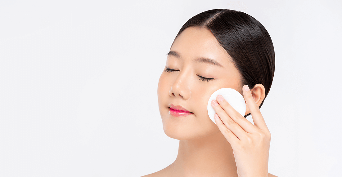 How to remove makeup properly every night